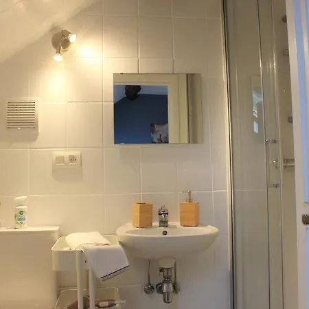 Logis Le P'tit Rouillon Au Rythme De La Meuse * Annevoie-Rouillon