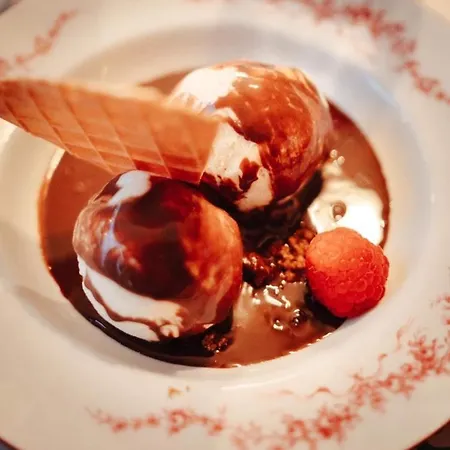 Logis Le P'tit Rouillon Au Rythme De La Meuse Appartamento